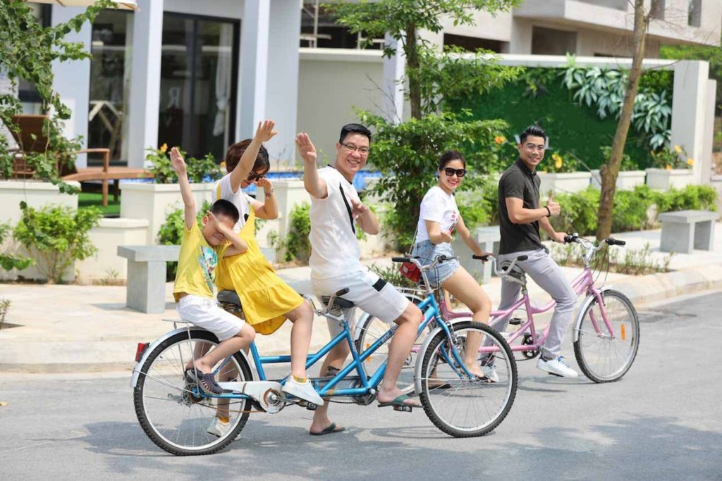 xe đạp đôi tour du lịch FLC Sầm Sơn